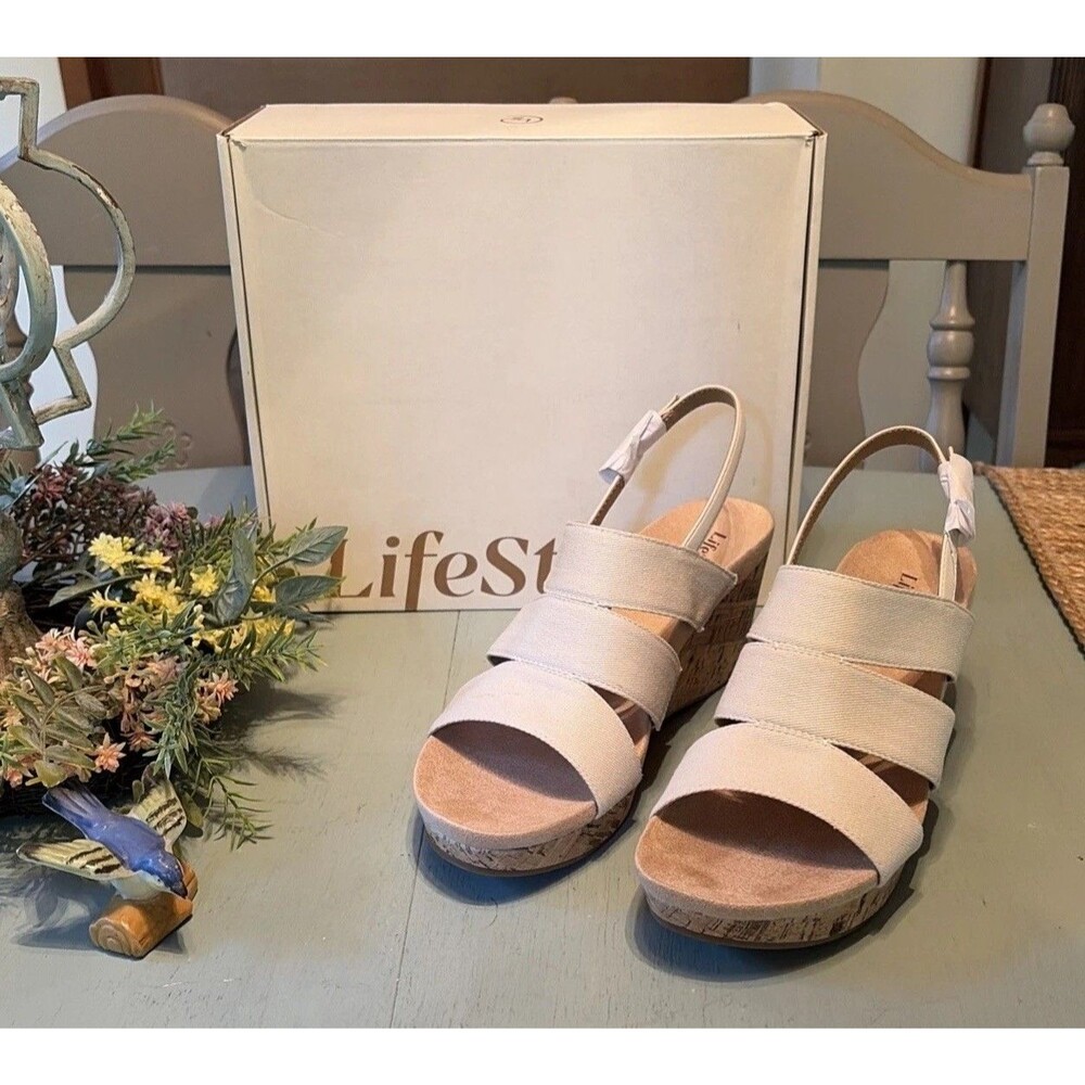 LifeStride Darby Wedge Sandals 10W Color Bone New In Box